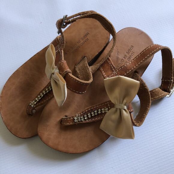 Grecian Handmade Leather Bow Sandals - Picture 5 of 9